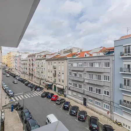 15 - Mulberry Hill Lisbon