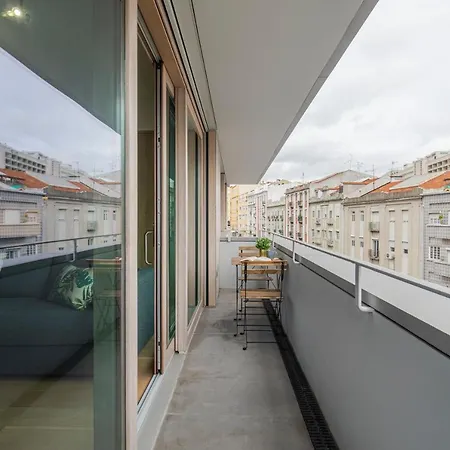 15 - Mulberry Hill Apartment Lisbon